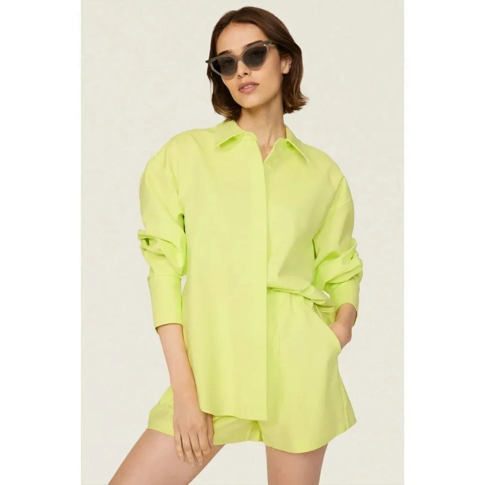 Good American Weekend Shirt in Green 00/0 XSmall Womens Button Down Blouse Top - Picture 15 of 15